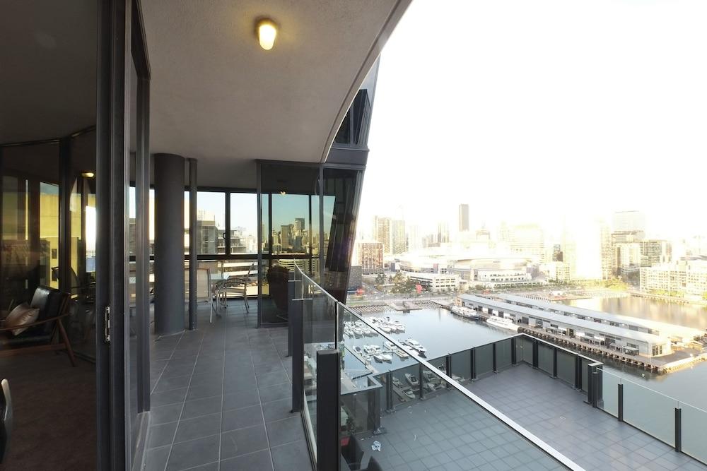 Acd Apartments Melbourne Eksteriør billede