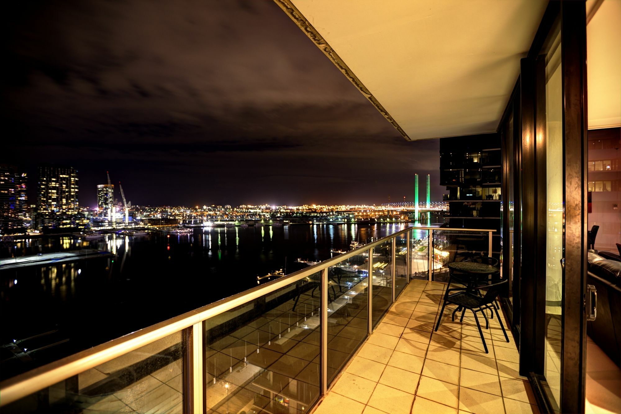 Acd Apartments Melbourne Eksteriør billede