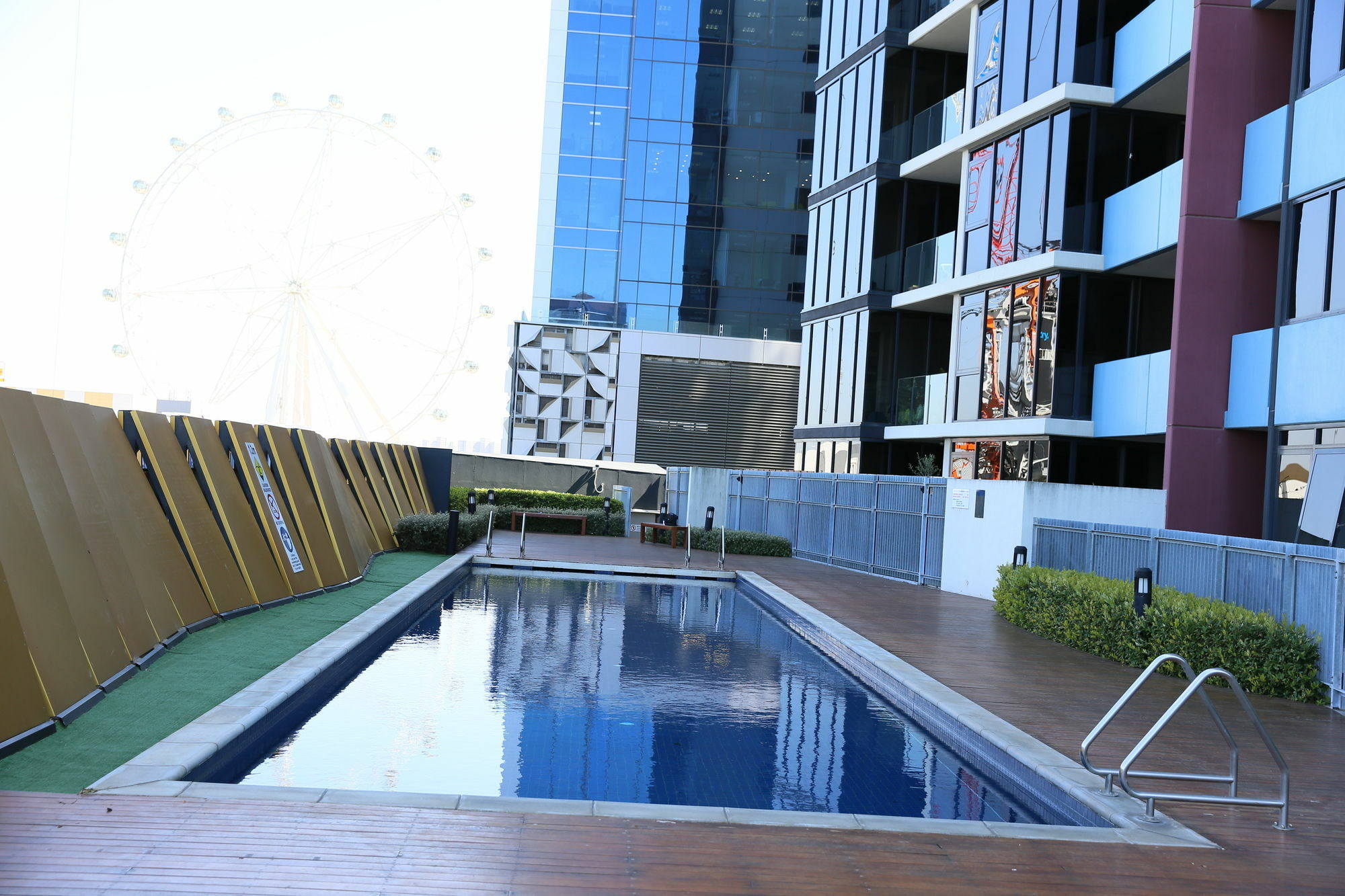 Acd Apartments Melbourne Eksteriør billede